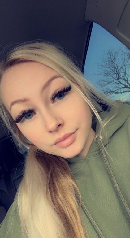 shortblondebarbie OnlyFans picture