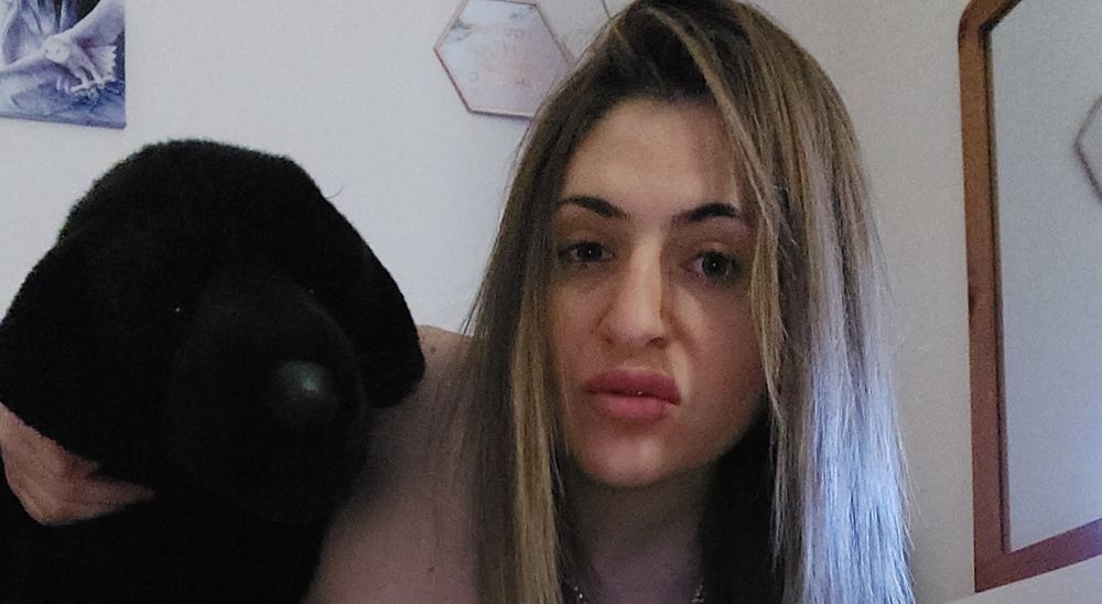 emy1innocent OnlyFans profile picture