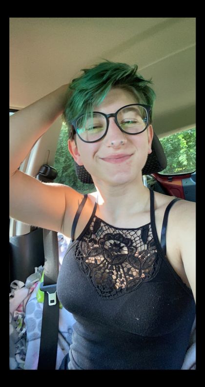 queerflower OnlyFans picture
