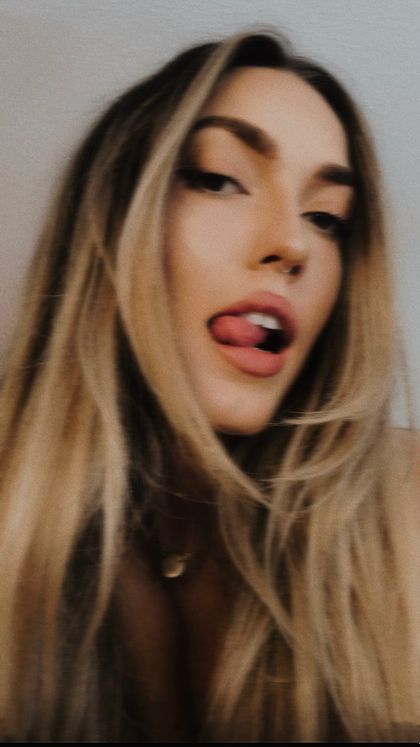 iamlenajane OnlyFans picture