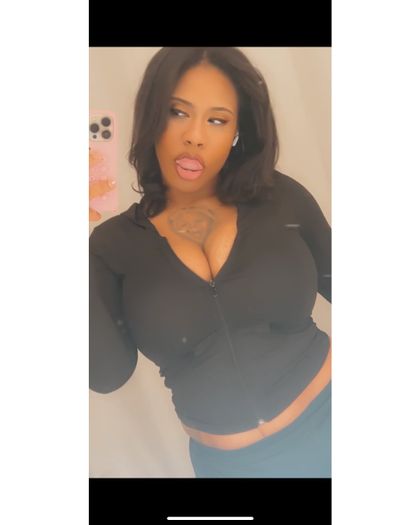 missvenusgold OnlyFans picture
