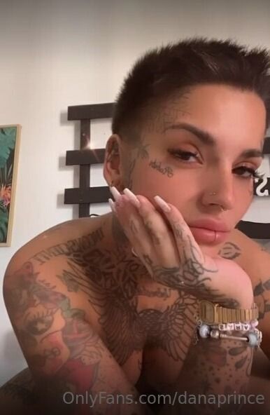 danaprince OnlyFans picture