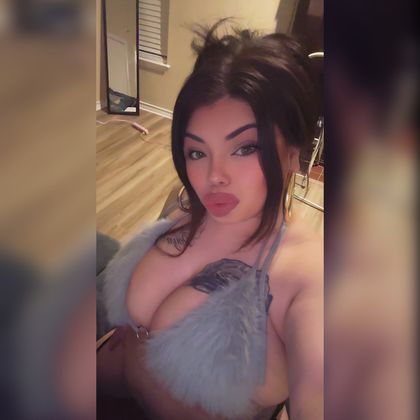 loverenaee2113 OnlyFans picture