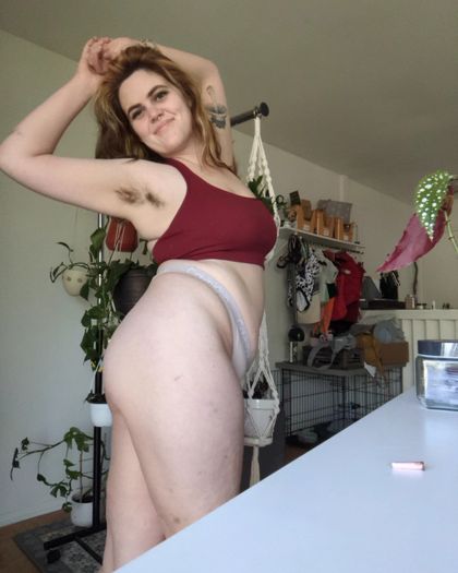 vickyvonsilk OnlyFans picture