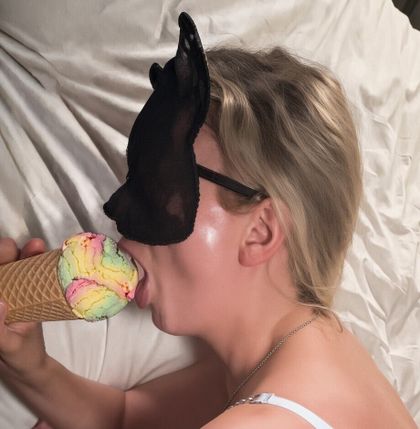 nordichotwife OnlyFans picture