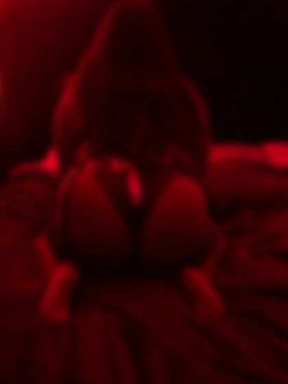 xoxoluxie OnlyFans picture