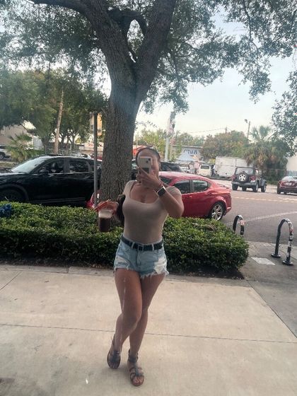 ur1nonlygal OnlyFans picture