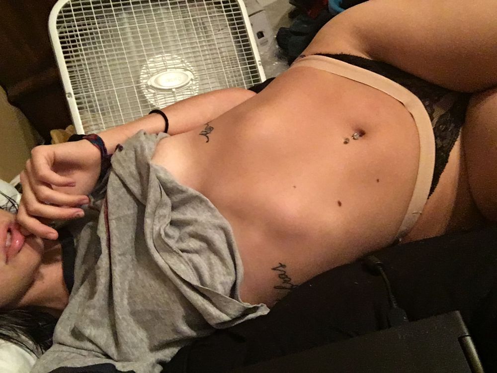 petitepennyy OnlyFans profile picture