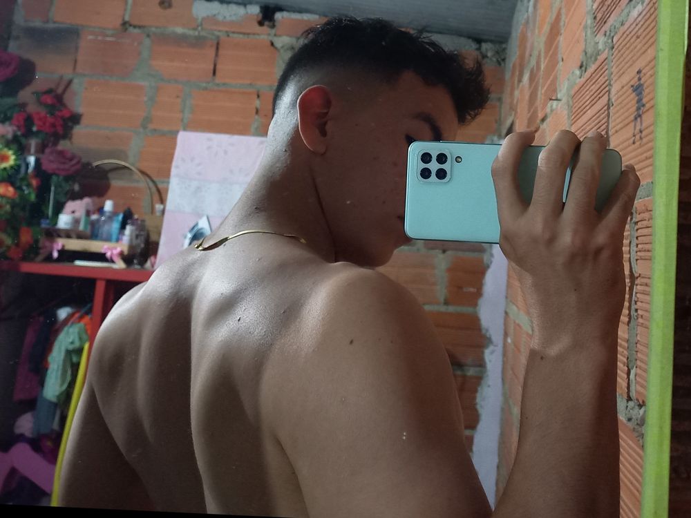 edwinalex18200 OnlyFans profile picture
