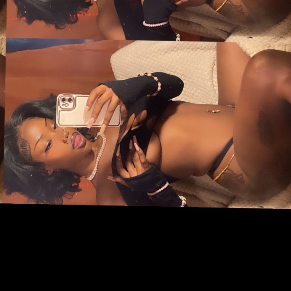 porcelainskys OnlyFans - Free Trial - Photos - Socials | FansMetrics.com