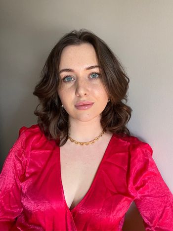 zoexoe-onlyfans-stats-graphs-photos-profile-comparisons