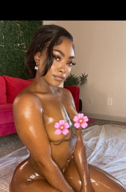 izzyada OnlyFans picture