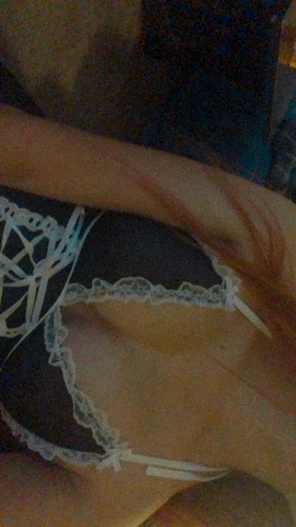 littleshygurl11 OnlyFans picture