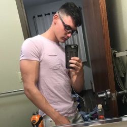 Best Guernsey OnlyFans Accounts | FansMetrics.com