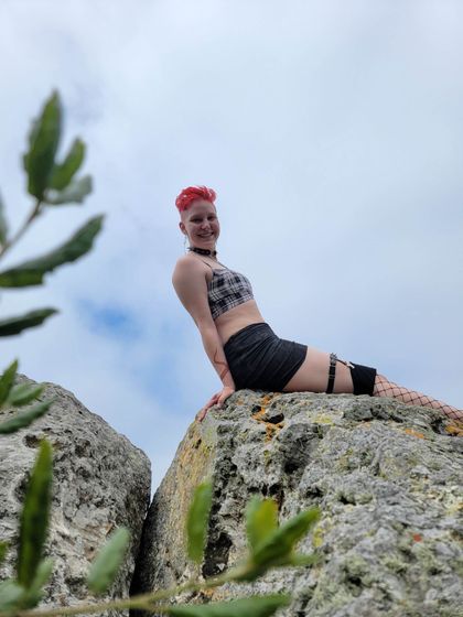 Best Hot Midnight_rayven OnlyFans Accounts | FansMetrics.com