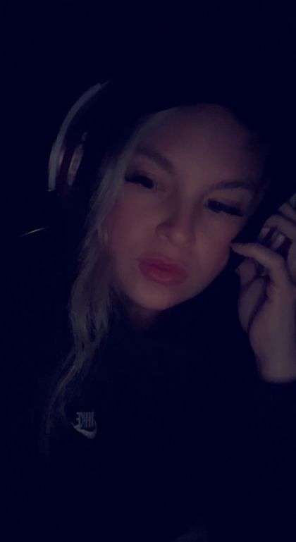 mirandanextdoor OnlyFans picture