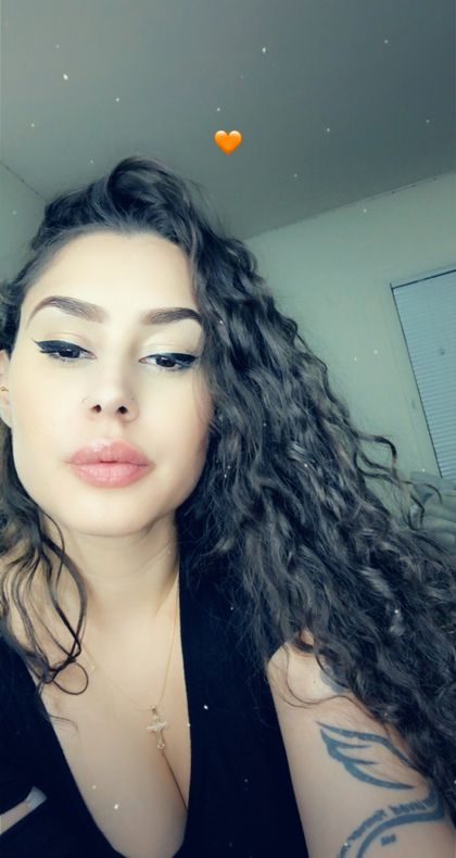 Best Hot Nessaaaaa OnlyFans Accounts | FansMetrics.com