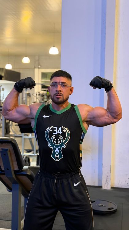 mikebebecito OnlyFans picture
