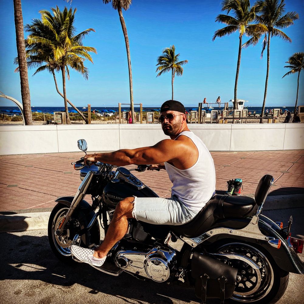 riko_fit OnlyFans - Free Trial - Photos - Socials | FansMetrics.com