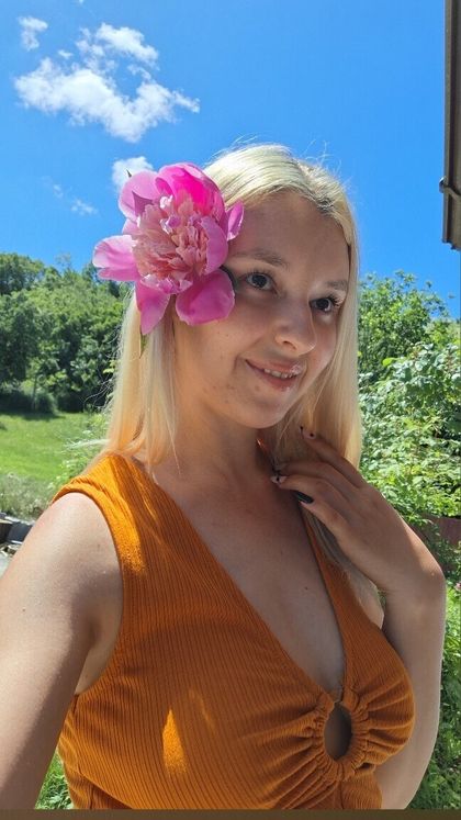 danamily OnlyFans picture