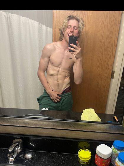 itslogey OnlyFans picture