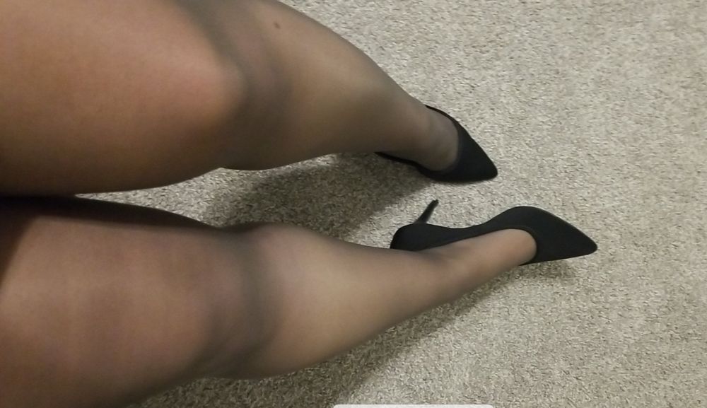 ladyinblackheels OnlyFans profile picture