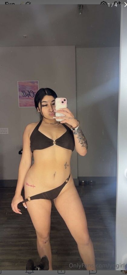yogirlevo OnlyFans picture
