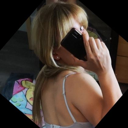 em.gg OnlyFans picture