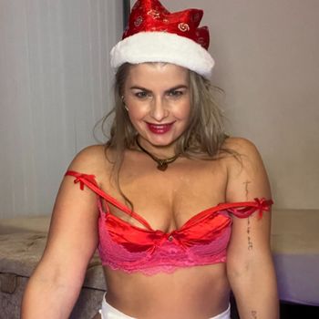 playfulhousewife OnlyFans profile picture