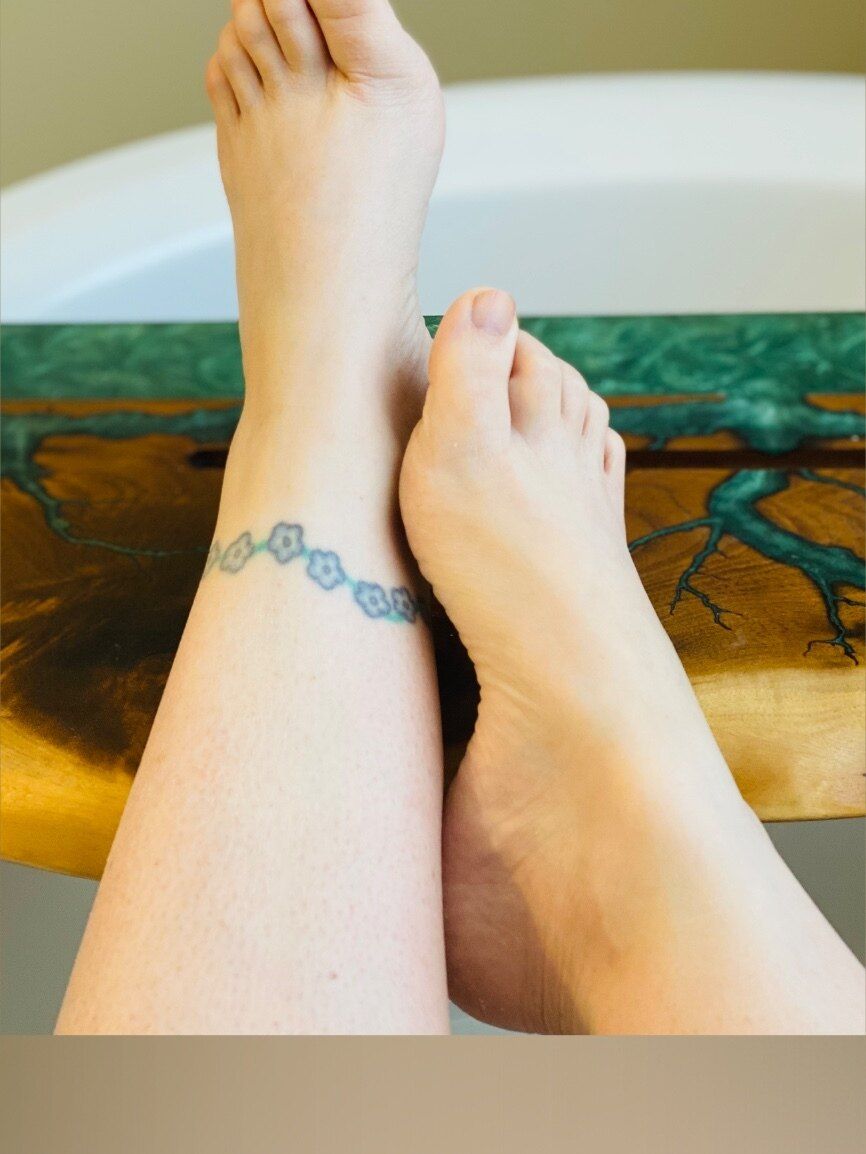 flowerfeet18 OnlyFans profile picture
