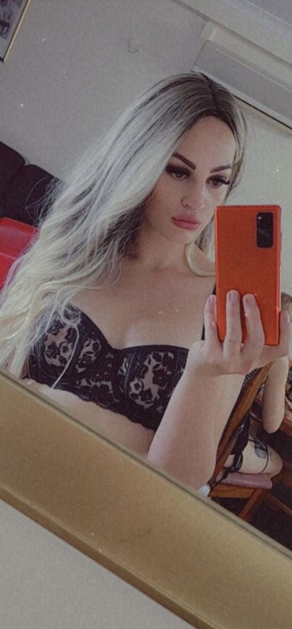 ivydoll98 OnlyFans picture