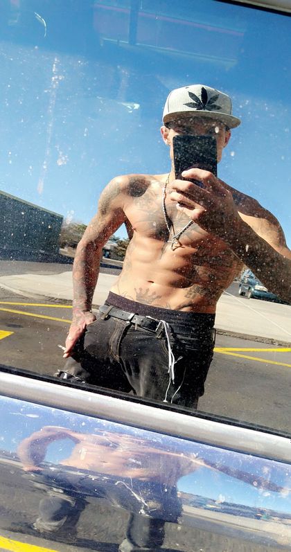 joshuah93 OnlyFans picture