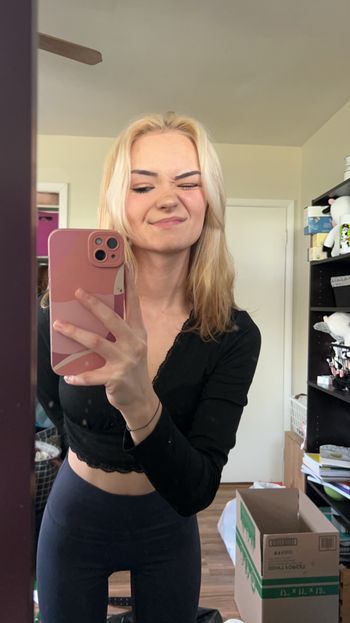 brynn_bby OnlyFans - Free Trial - Photos - Socials | FansMetrics.com