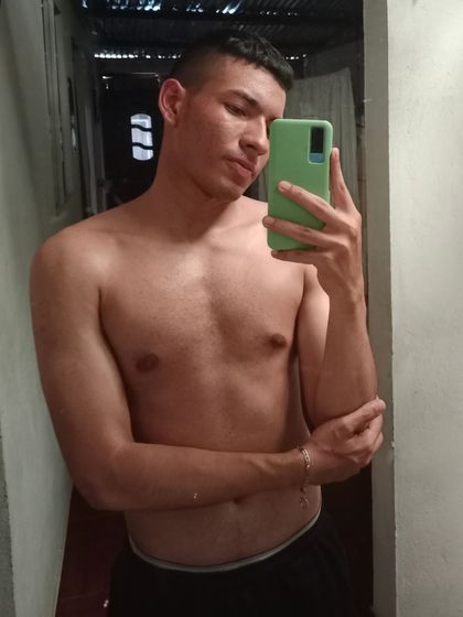 julian0312_0 OnlyFans picture