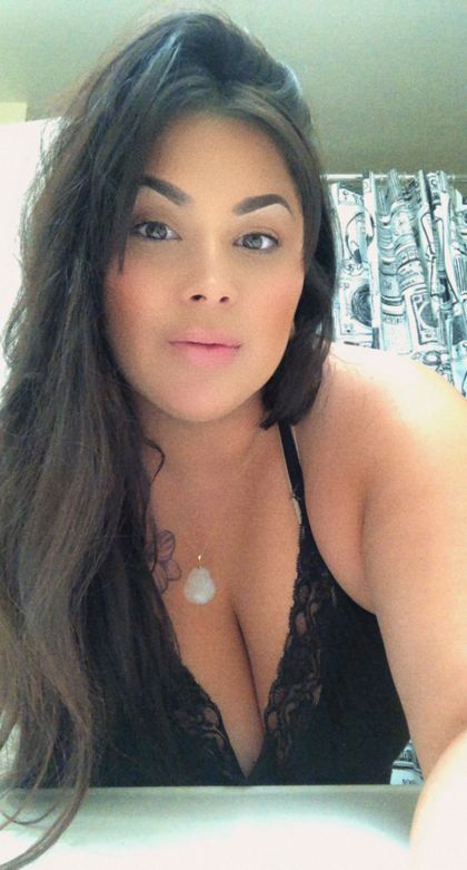 curvybrunettee OnlyFans picture
