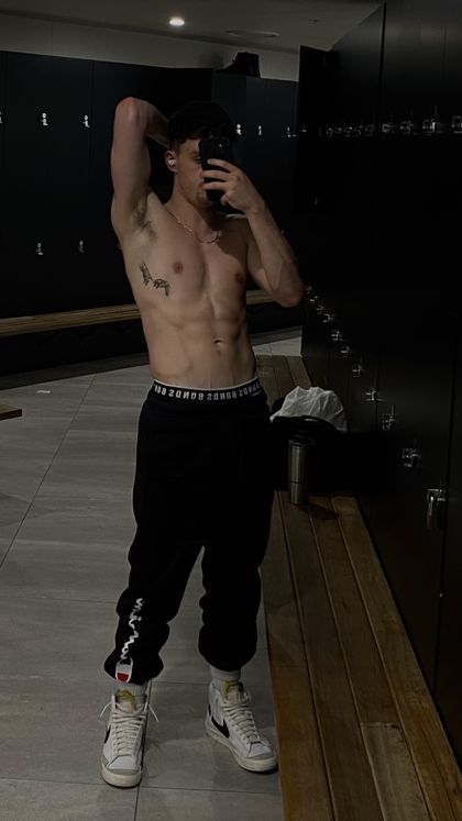 valentinepov OnlyFans picture