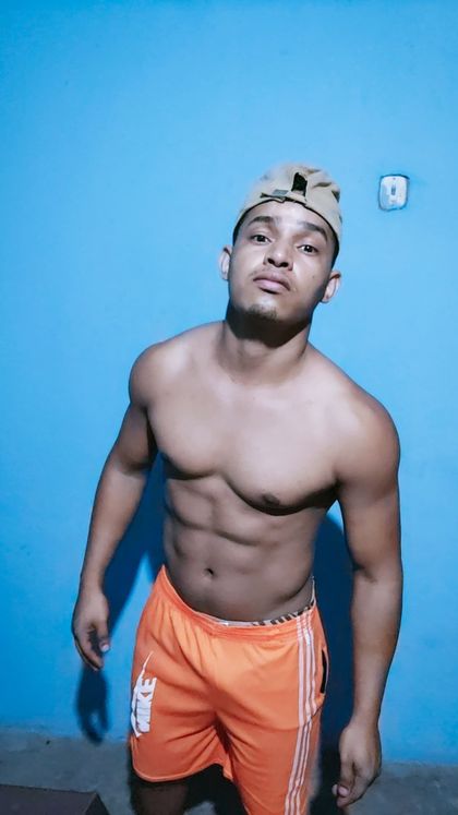u308537042 OnlyFans picture