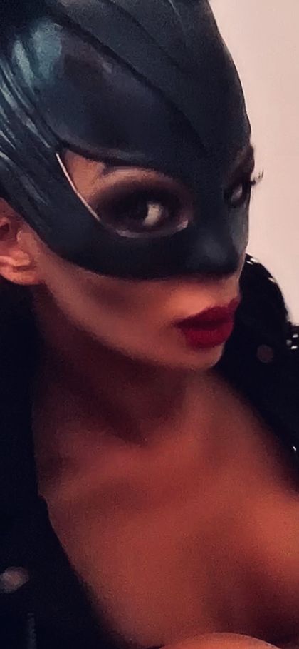 blackcatbomb OnlyFans picture