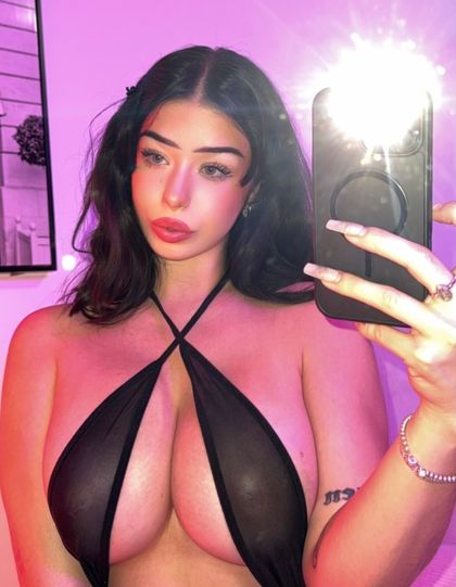 rainsworlddd OnlyFans picture