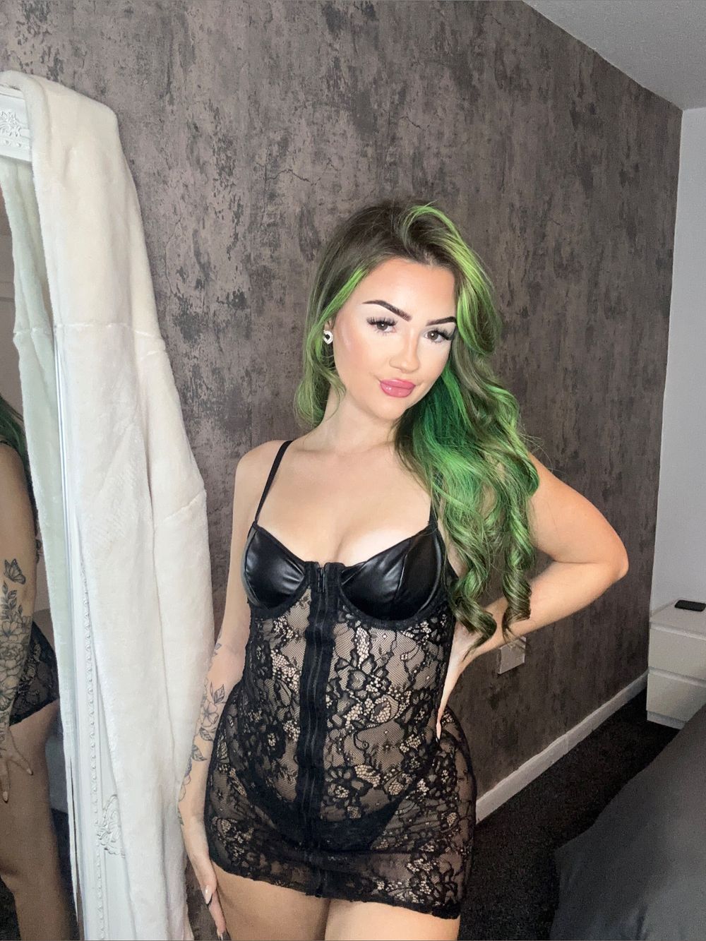 mrspetitexxx OnlyFans profile picture