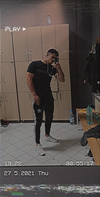 u106816925 OnlyFans picture