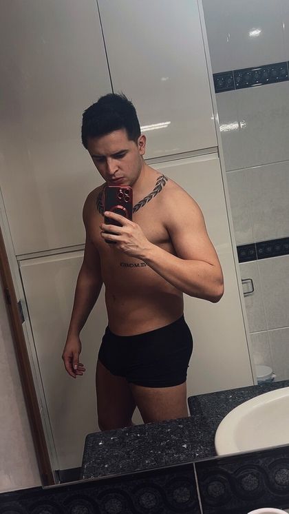 martintwosex OnlyFans picture