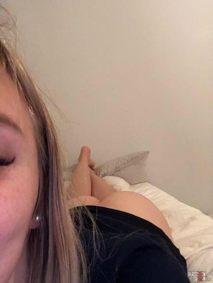 inesxxx OnlyFans picture