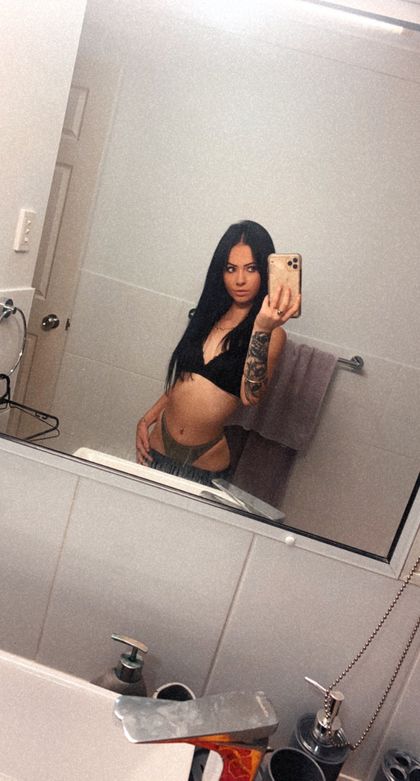 phoebee_69 OnlyFans picture