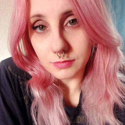 Best Hot Sellcrystal OnlyFans Accounts | FansMetrics.com