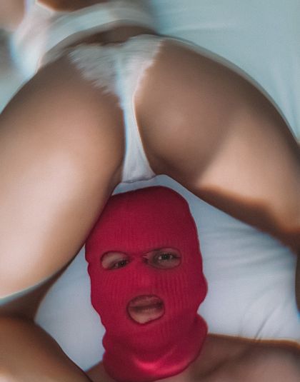 twointhapink OnlyFans picture