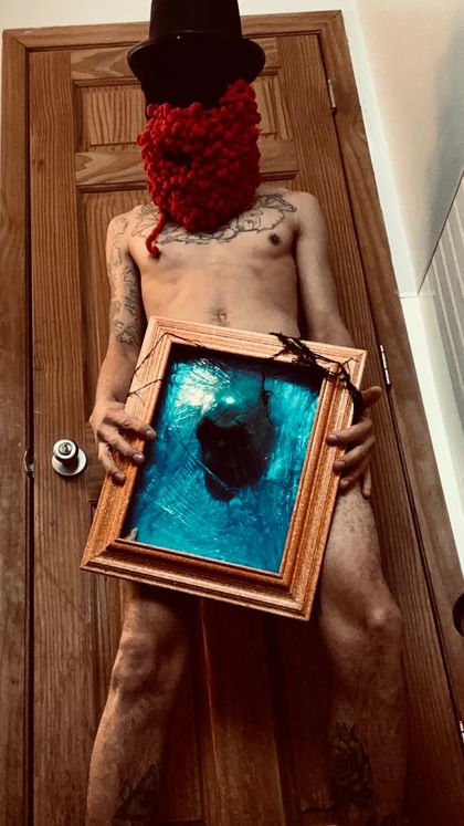 link2looped OnlyFans picture