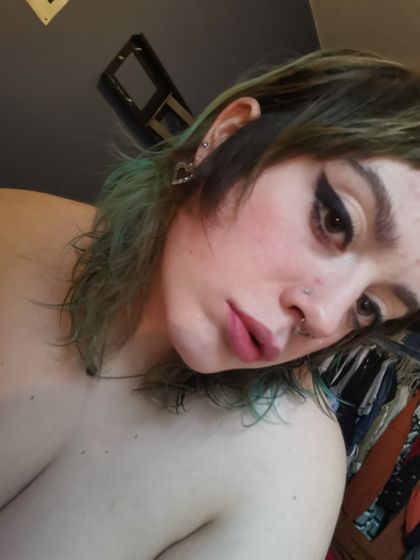 green.faeriex OnlyFans picture