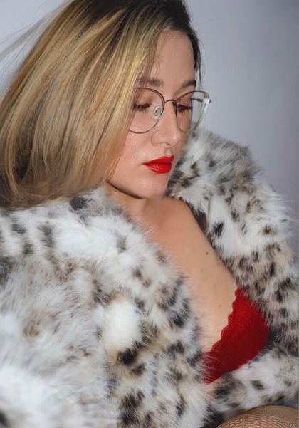 iam.miastar OnlyFans picture