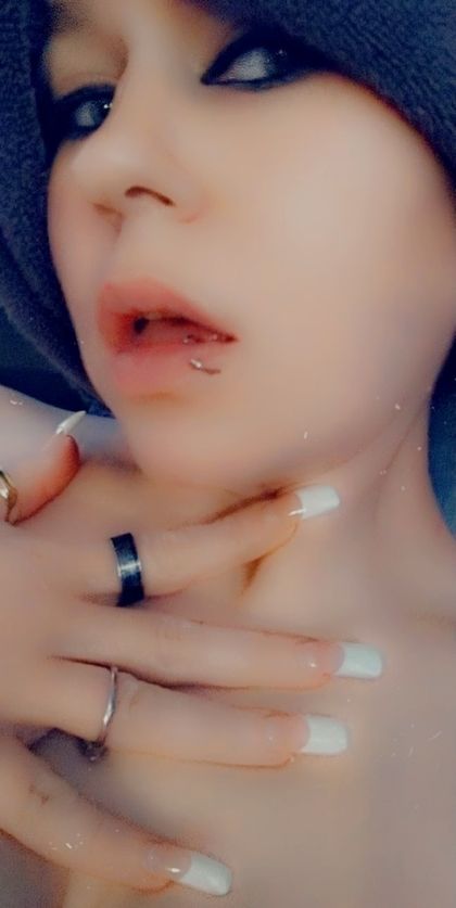 urtoxicaddiction OnlyFans picture